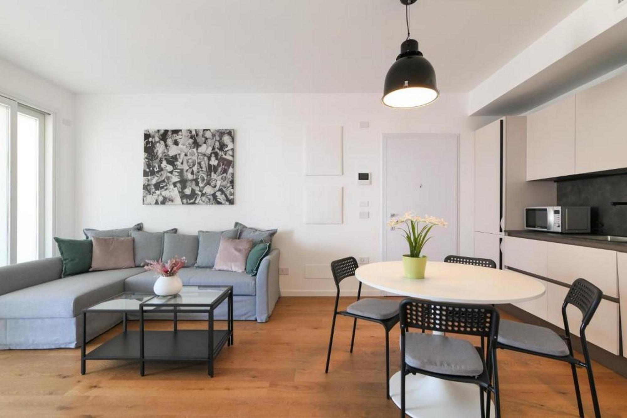 Lovely Terrace Apartment - Porta Romana District Milan Extérieur photo